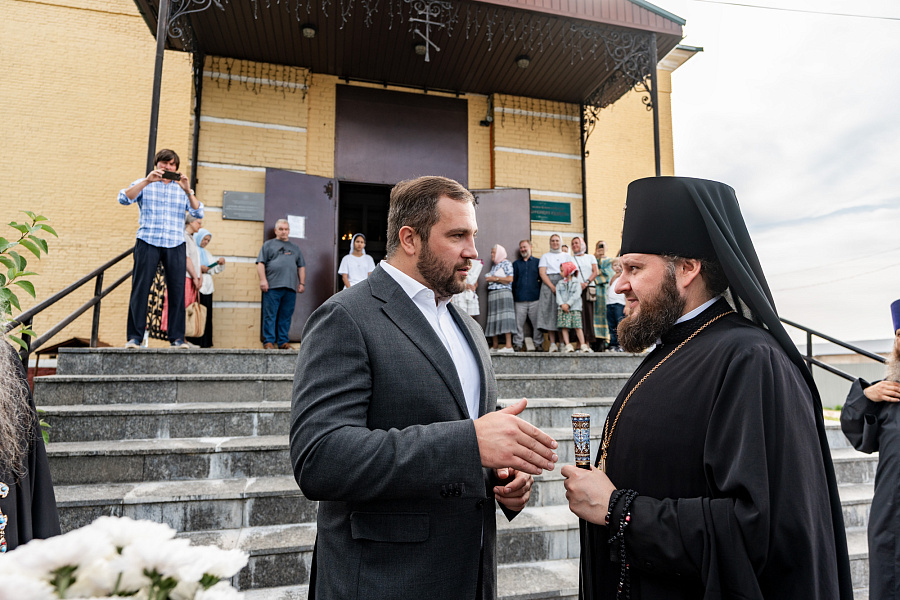 Архиерейское богослужение в Скорбященском храме села Шарапово м.о. Чехов
